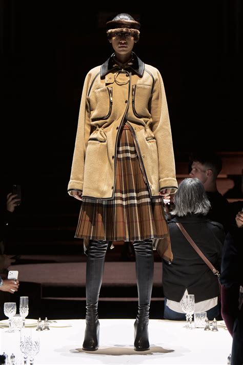 burberry fall 2017 collection|Burberry new collection 2022.